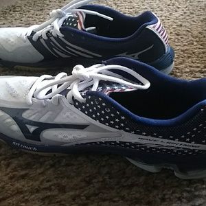 Mizuno wave lightning volleybal shoes (women)
